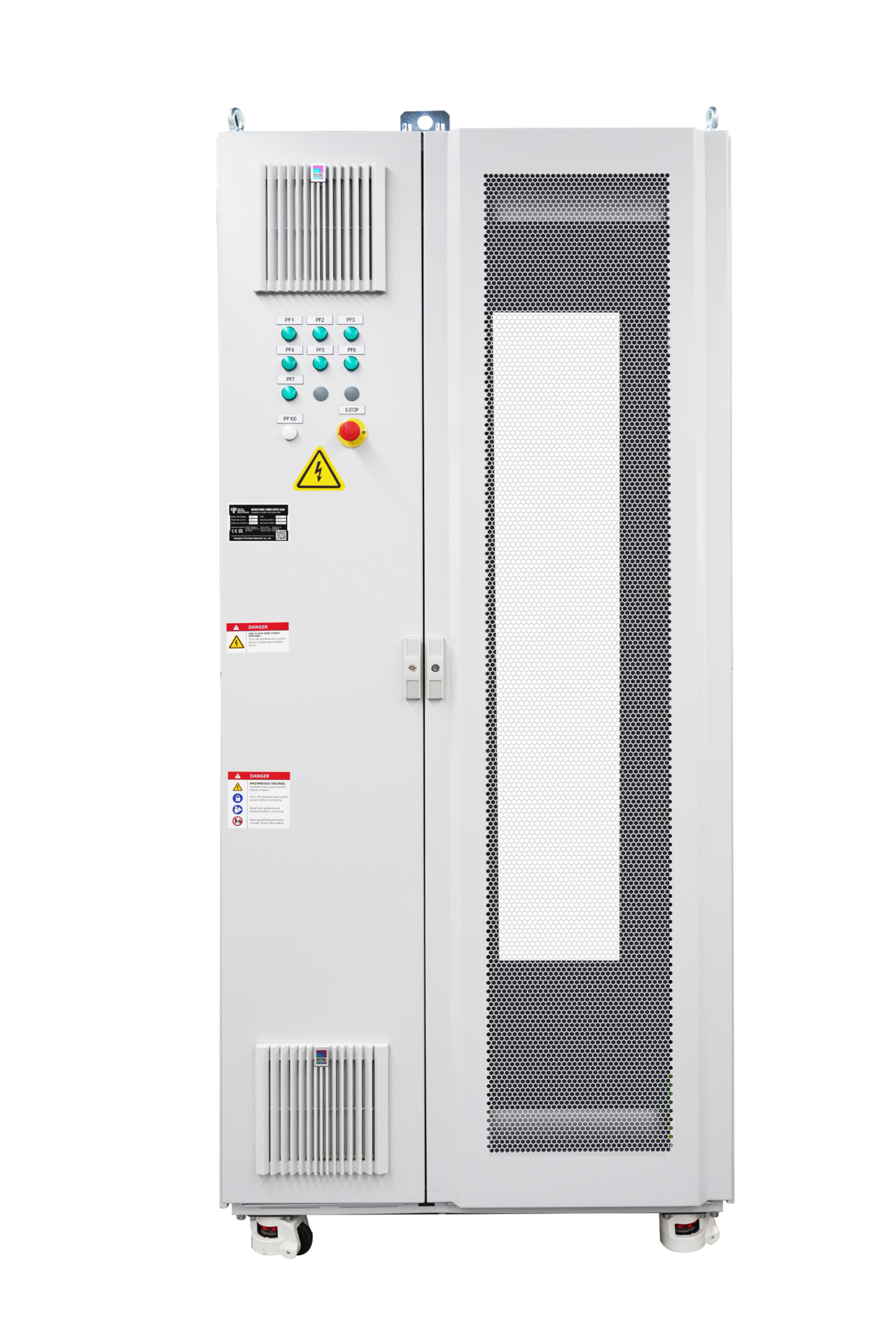 Frontansicht eines 48U Power Cabinet in RAL 7035 Ausführung, hochperforierter Vordertür und Not-Halt-Taster. Ein vorverdrahteter Energieverteilerschrank, bereit für industrielle Höchstleistungsanwendungen in europäischen Einrichtungen